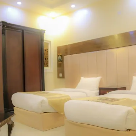 Relax Beach Hotel Yanbu Exterior photo